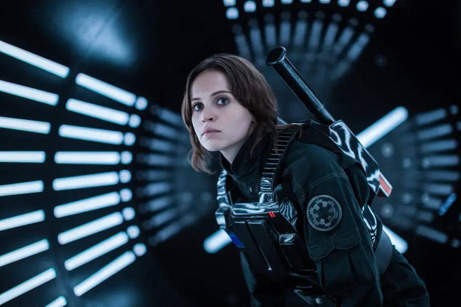 Andor change pour toujours Rogue One avec 12 révélations épiques qui transforment la saga Felicity Jones dit à la scène de Rogue One qu'ils ont enregistré pendant une semaine