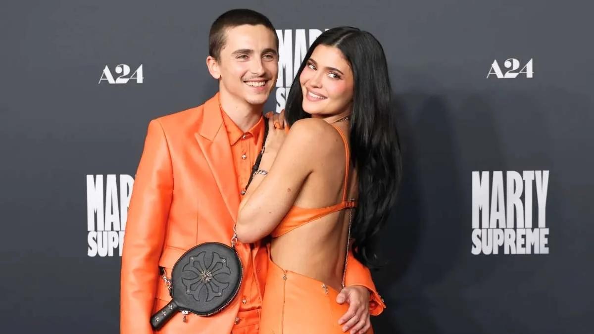 Timothée Chalamet et Kylie Jenner à la première de Marty Supreme (Image : X)