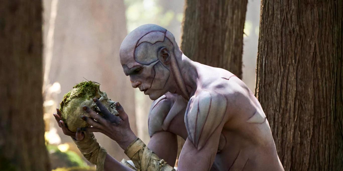 Jacob Elordi dans « Frankenstein » (image : Netflix)
