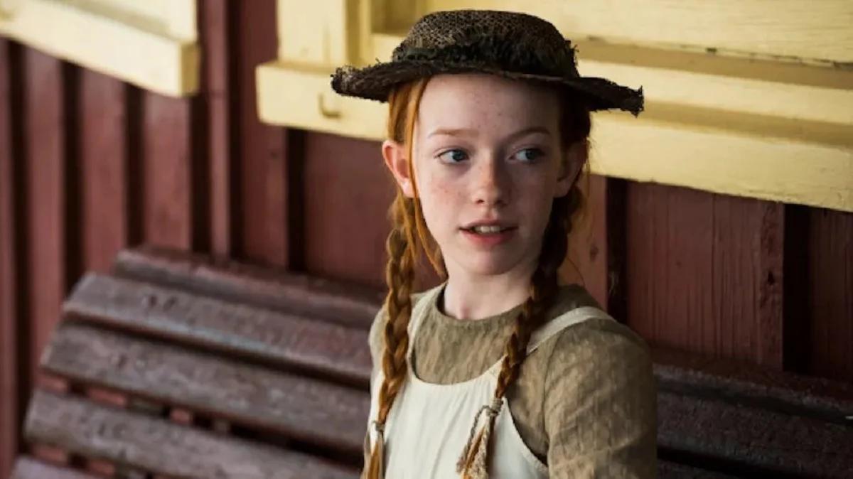 Amybeth McNulty dans « Anne with an E » (image : CBC)