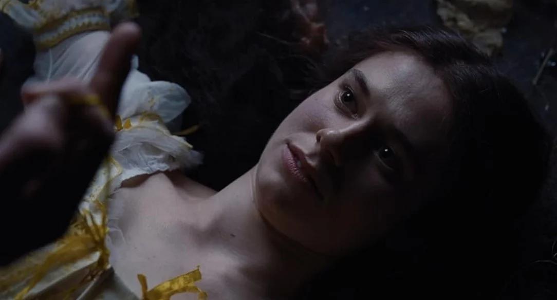 Alison Oliver Les Hauts de Hurlevent