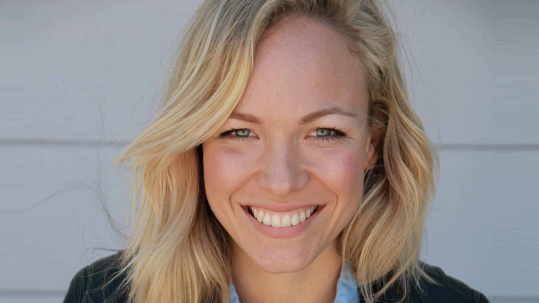 Eline Van der VeldenTilly Norwood