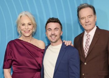 Frankie Muniz révèle le moment le plus émouvant de « Malcolm in the Middle : Life&rsquo;s Still Unfair » : « Mon personnage s&rsquo;est enfin défoulé »