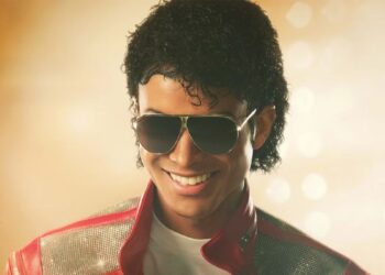 Le réalisateur de « Michael » parle des accusations portées contre le chanteur : « Certaines personnes font des choses terribles pour de l&rsquo;argent »