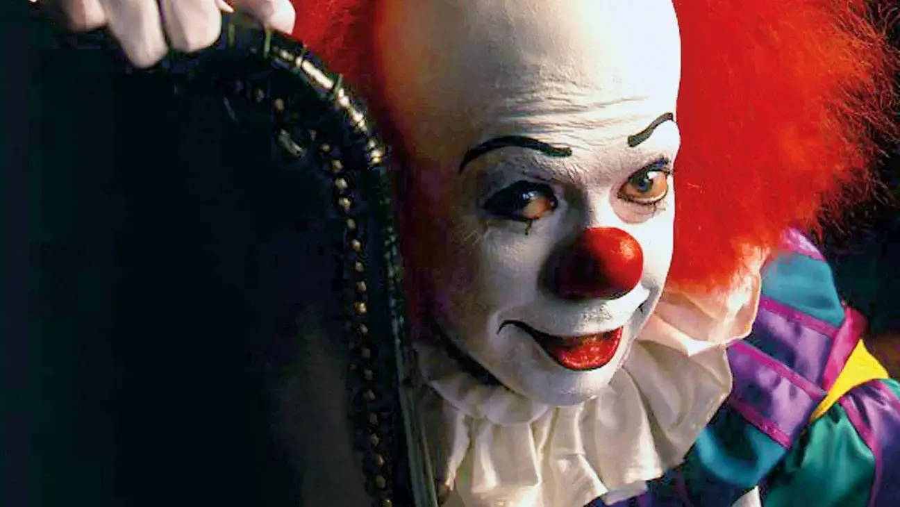 Tim Curry dans le rôle de Pennywise dans « It » (Bob D'Amico/ABC via Getty Images)