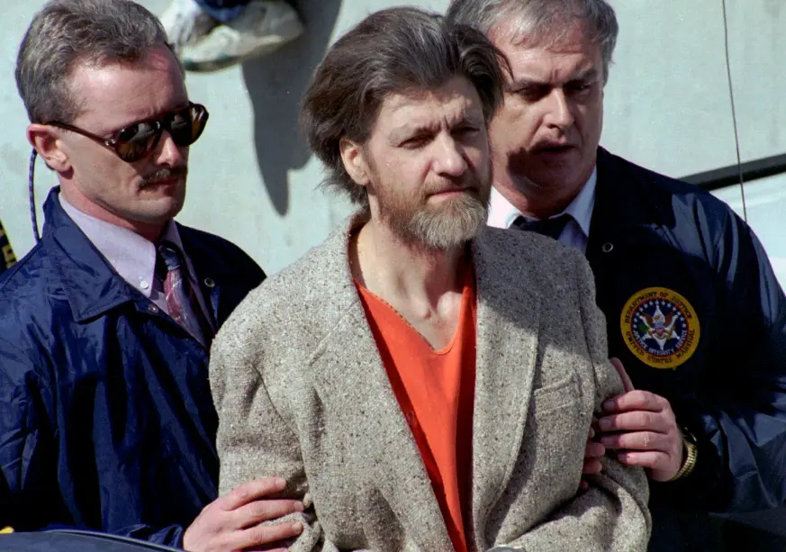 Ted Kaczynski arrêté en 1996 (AP Photo/John Youngbear, File)