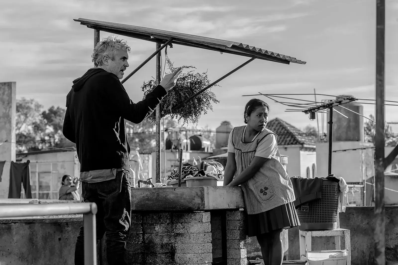 Alfonso Cuarón et Yalitza Aparicio sur le tournage de