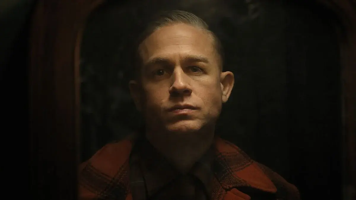 Charlie Hunnam dans Monster : L'histoire d'Ed Gein (Photo : Netflix)