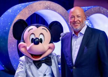 Bob Chapek redouble d&rsquo;attaques contre Disney et Bob Iger : « Ils ont essayé de m&rsquo;éliminer »