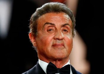 Sylvester Stallone critique les films de super-héros et affirme que les corps ne sont pas naturels : « Prendre des stéroïdes, c&rsquo;est comme enfiler un costume »