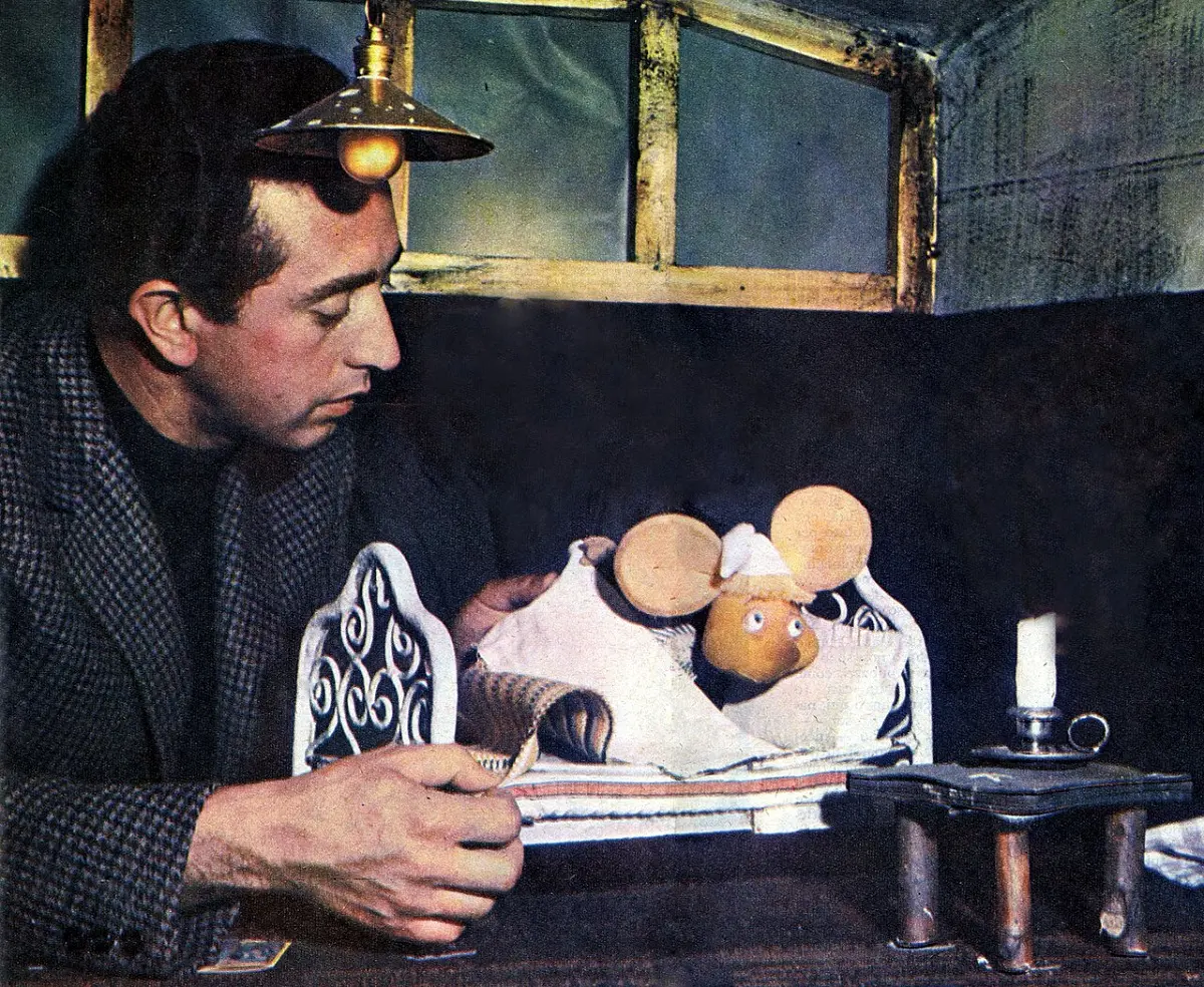 Peppino Mazzullo et Topo Gigio en 1961 (image : Wikimedia Commons)