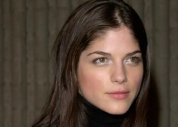 Selma Blair dit qu&rsquo;Hollywood lui a tourné le dos après un commentaire sur l&rsquo;Islam : « J&rsquo;ai appris ce que ça faisait d&rsquo;être effacé »