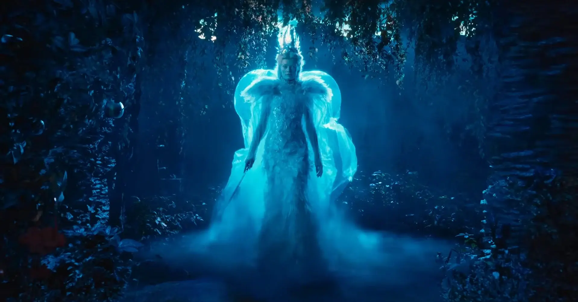 Emma Mackey dans le rôle de la sorcière blanche dans « Le neveu du magicien » (image : Netflix)