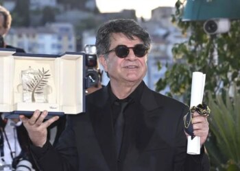 L&rsquo;Iran condamne à nouveau le cinéaste Jafar Panahi : cinq ans de prison et confiscation de ses avoirs